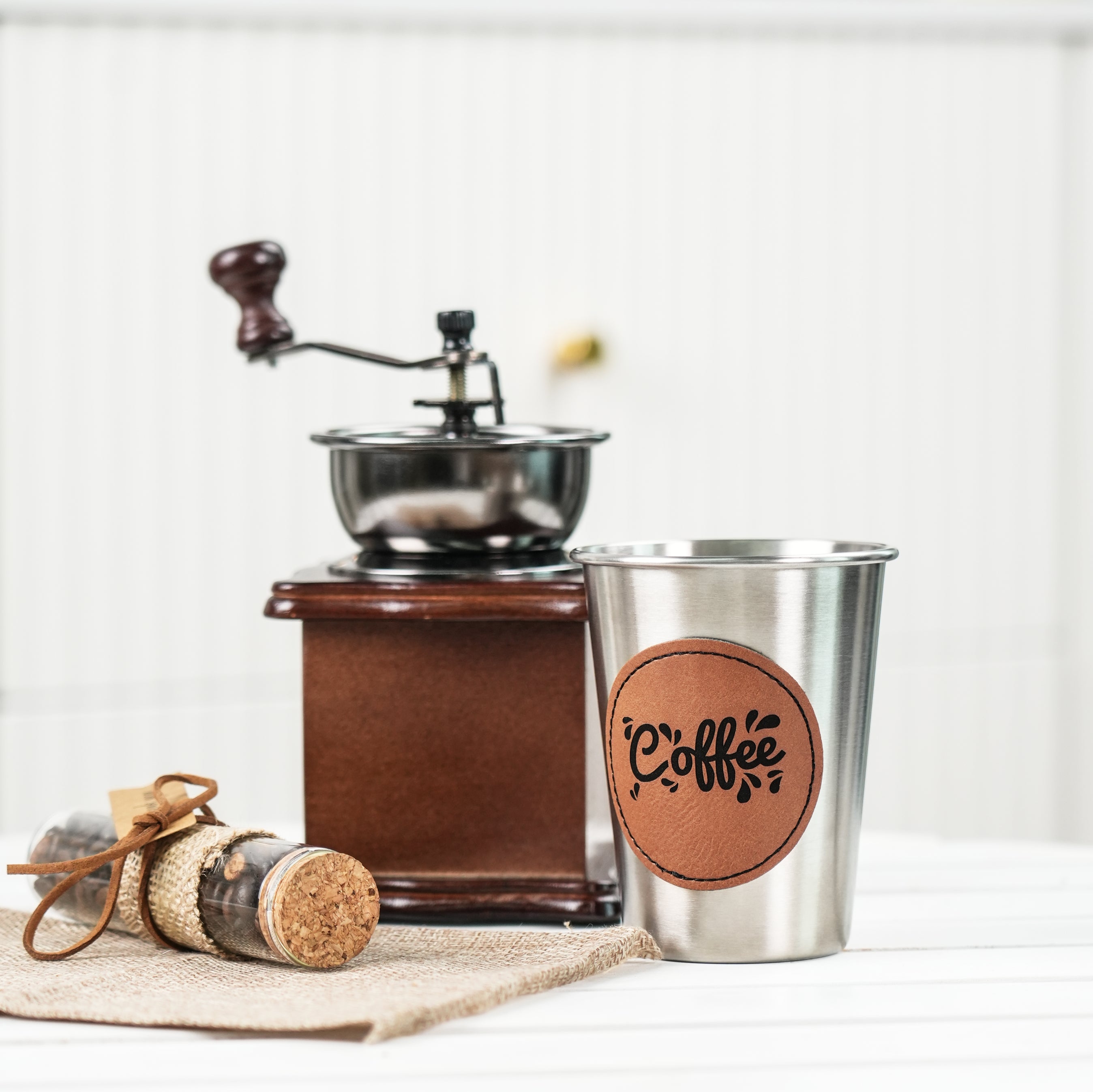 Blank Circular PU Leather Labels / Tags (30 pcs)